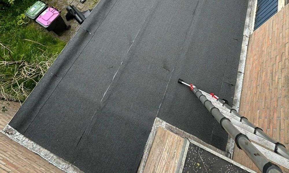 Plat dak geplaatst door dakdekker in Beek en Donk Plat dak geplaatst door dakdekker in Beek en Donk